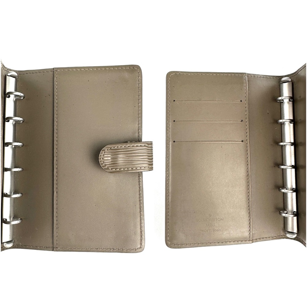 🌎 Louis Vuitton Passpoet Agenda Wallet - Picture 9 of 13